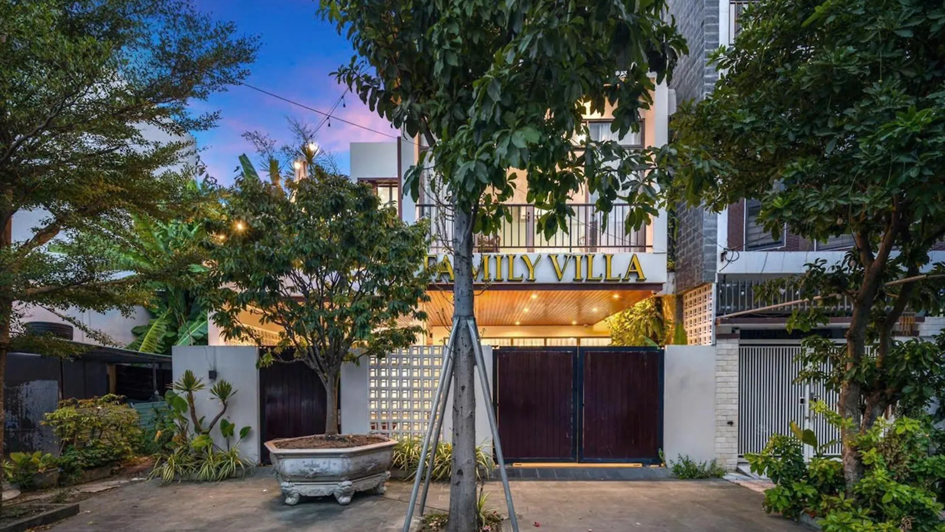 Private Riverside Bbq & Pool Villa Da Nang 0*,  Vietnam